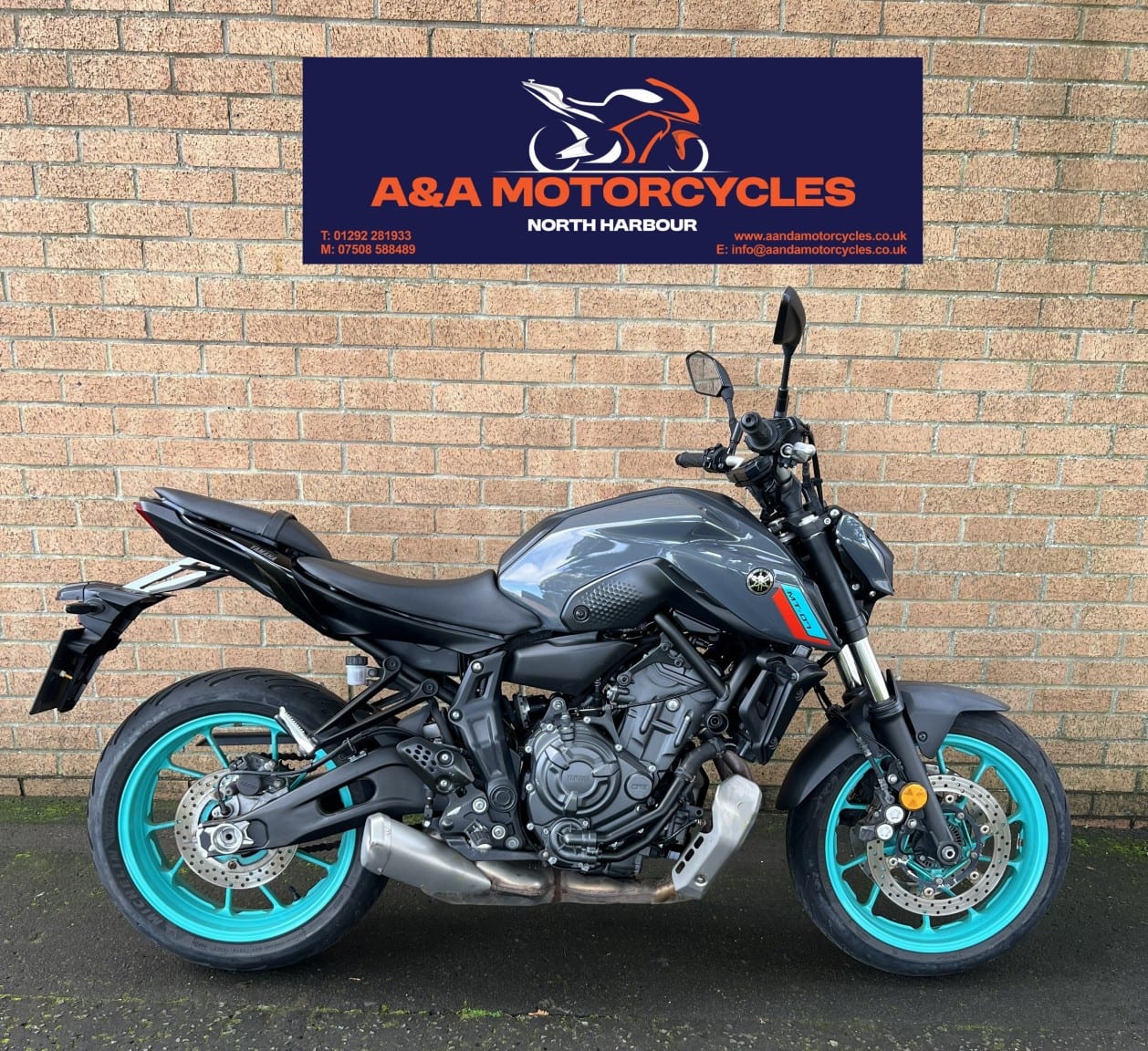 Yamaha MT-07 - image 1 of 5