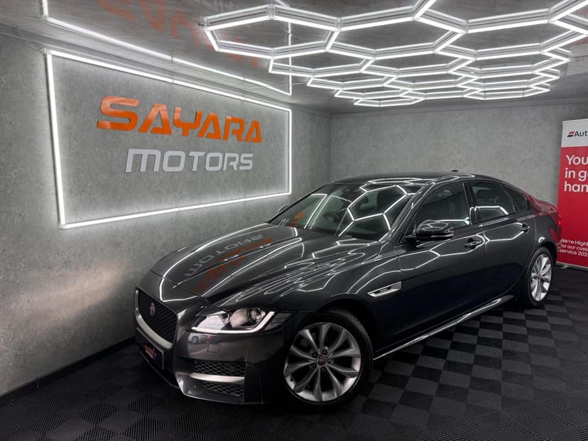 2017 JAGUAR XF