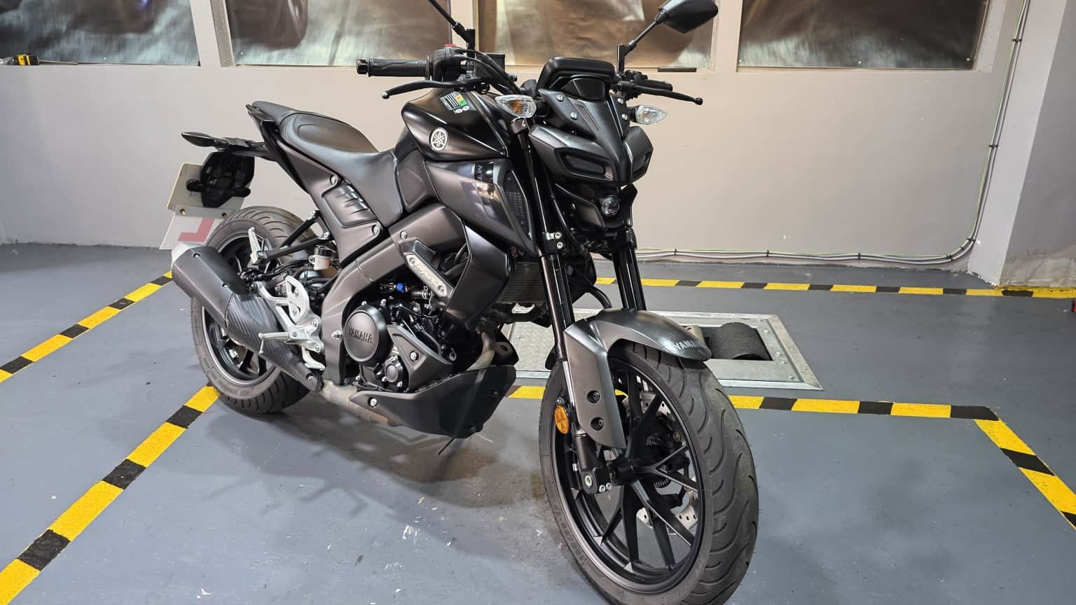 Yamaha MT-125 - image 1 of 28