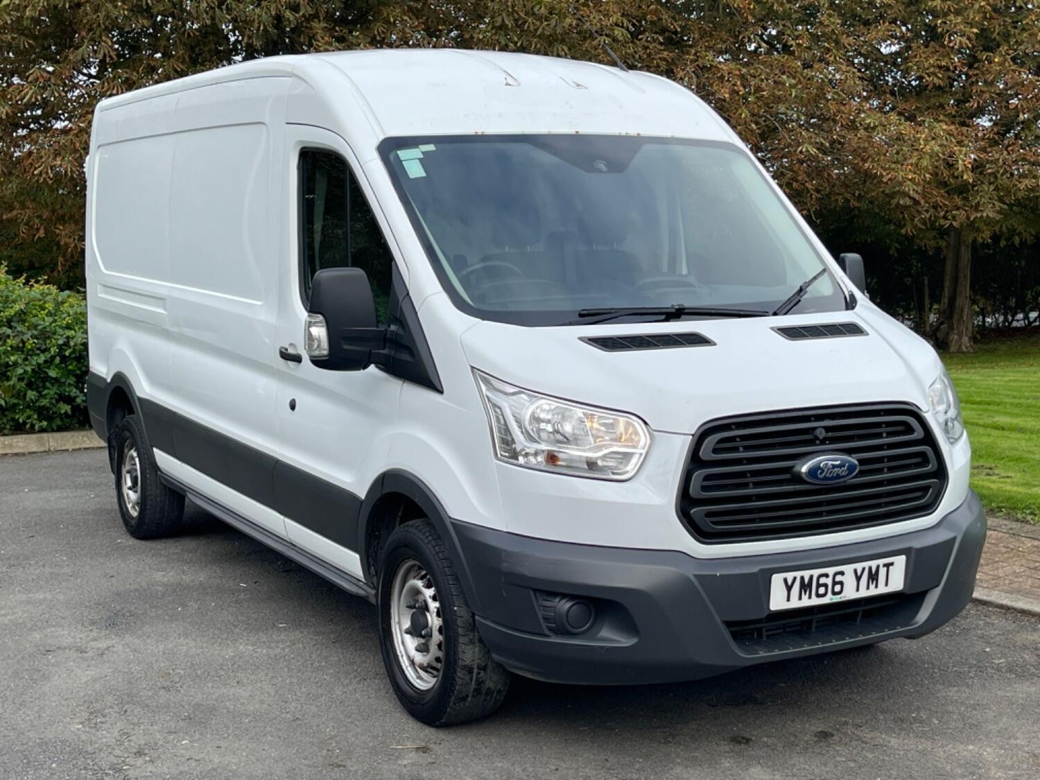 Ford Transit - image 1 of 16