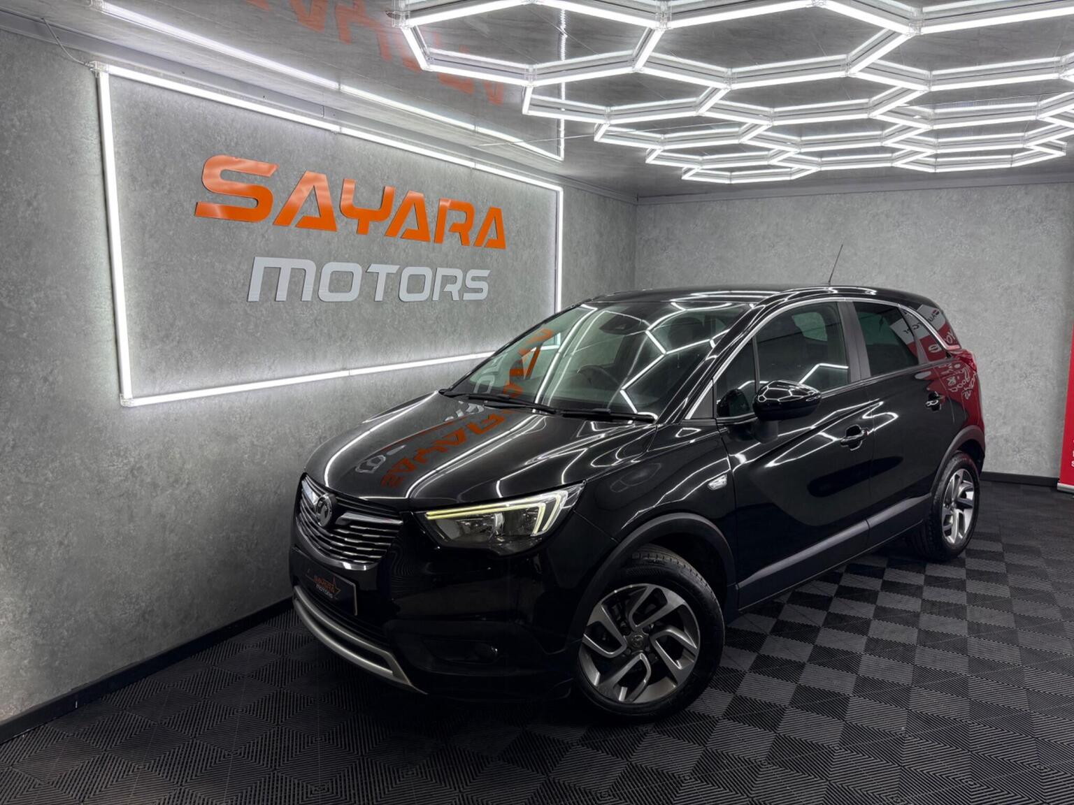 Vauxhall Crossland X - image 1 of 35