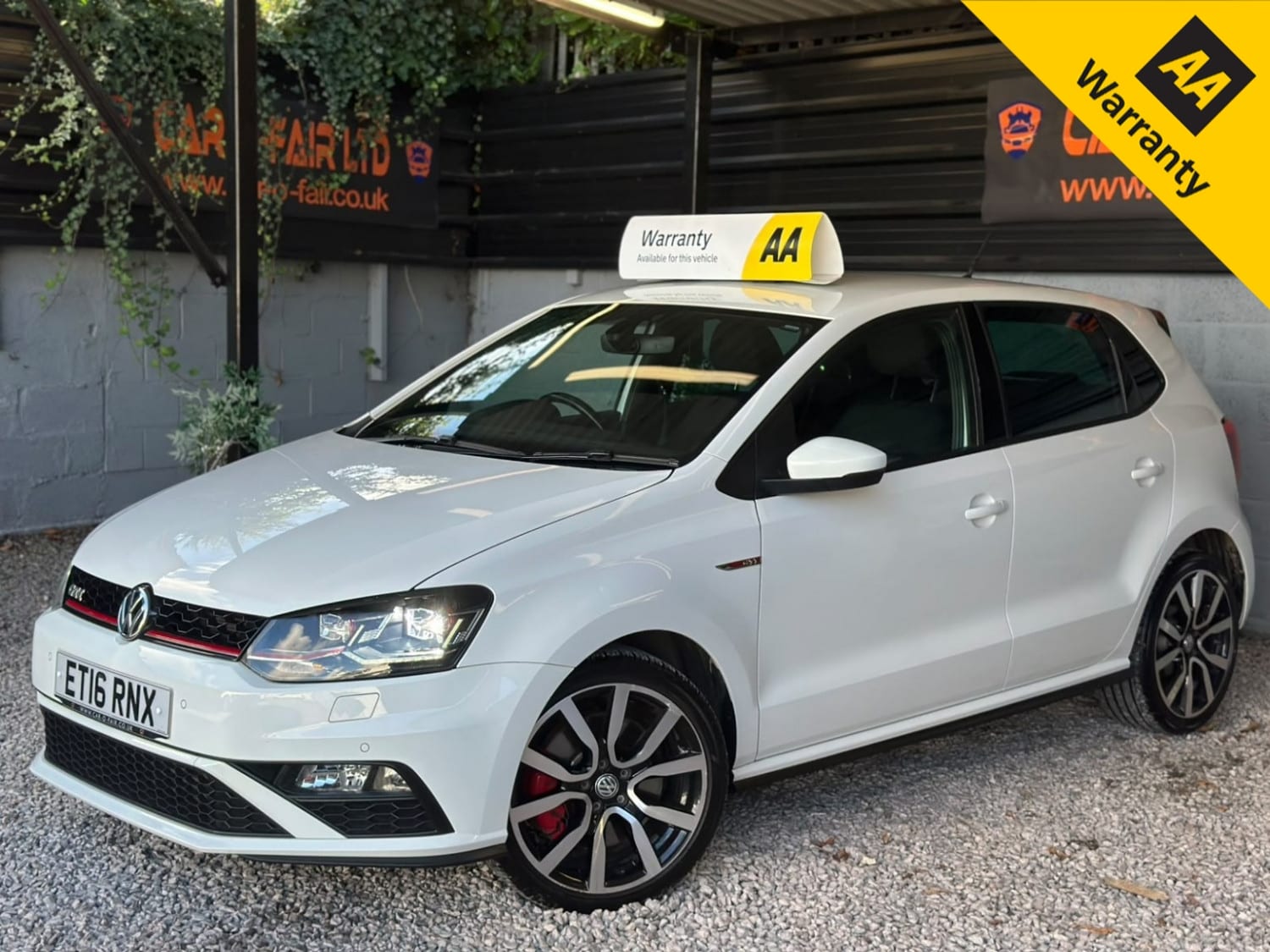 Volkswagen Polo - image 1 of 34