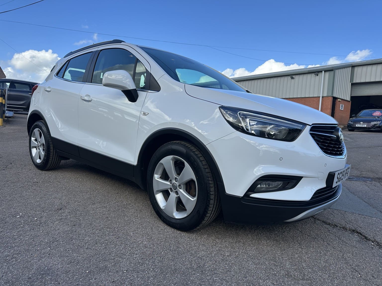 Vauxhall Mokka X - image 1 of 40