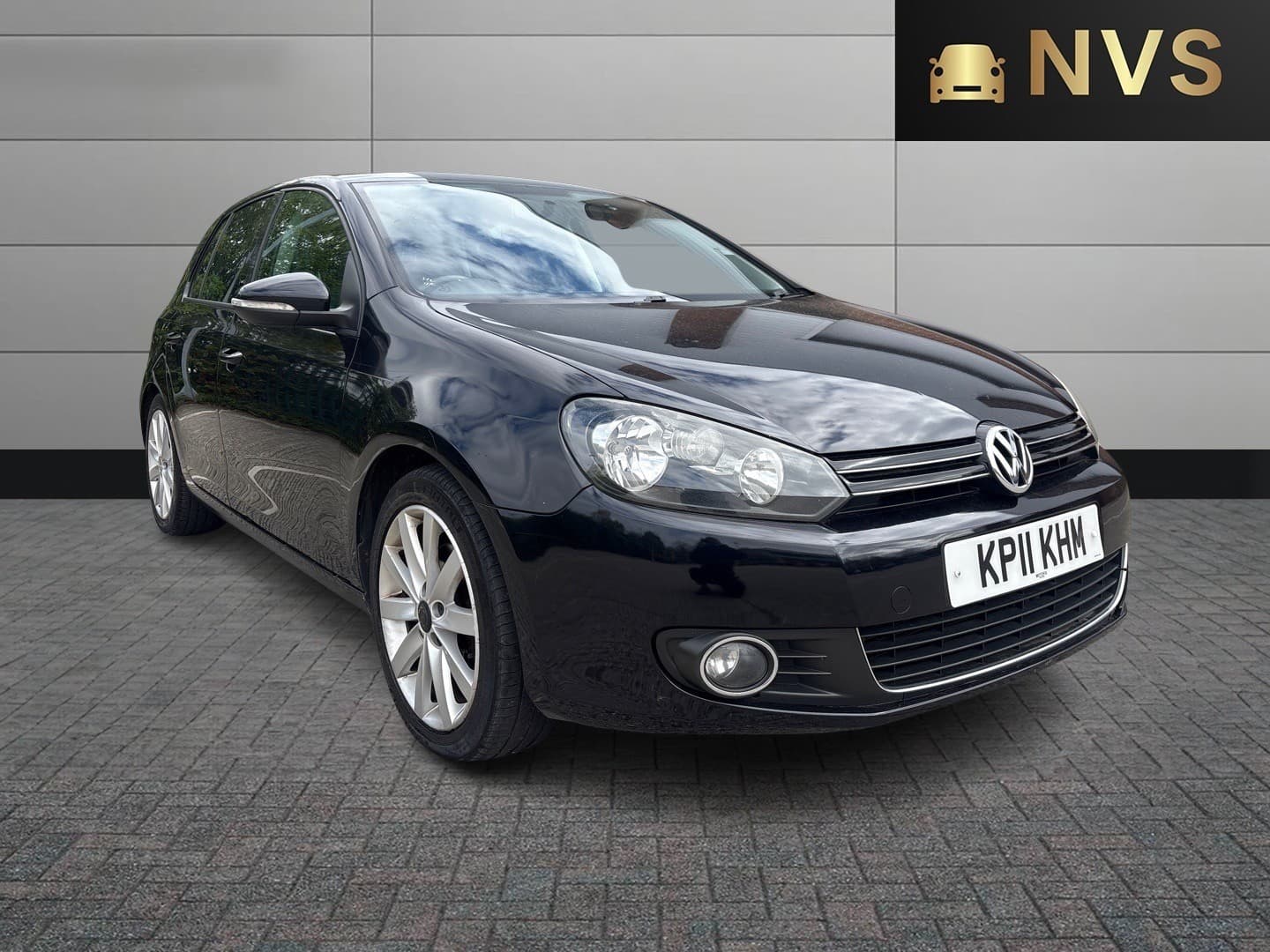 2011 VOLKSWAGEN GOLF