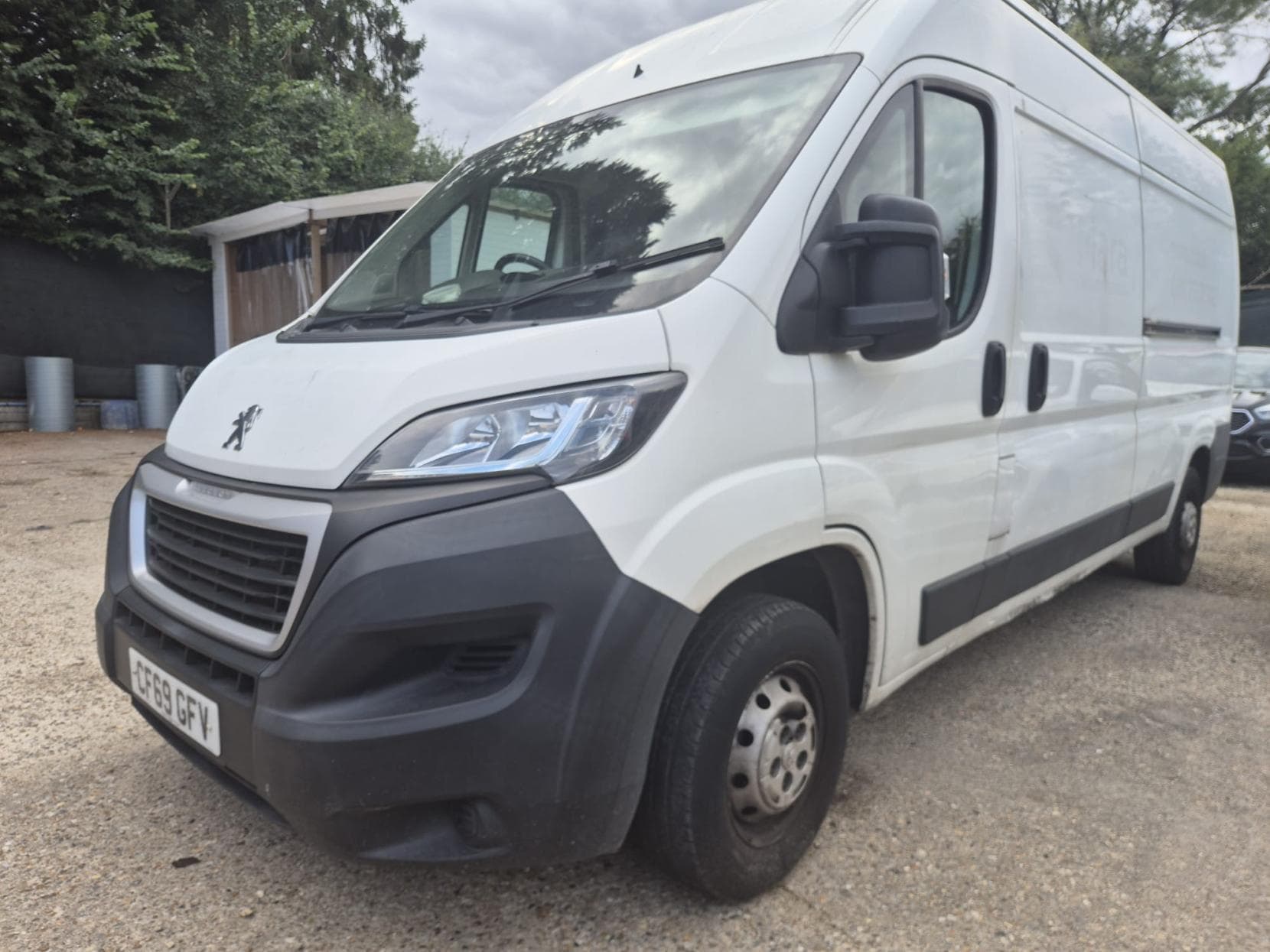 Peugeot Boxer - image 1 of 6