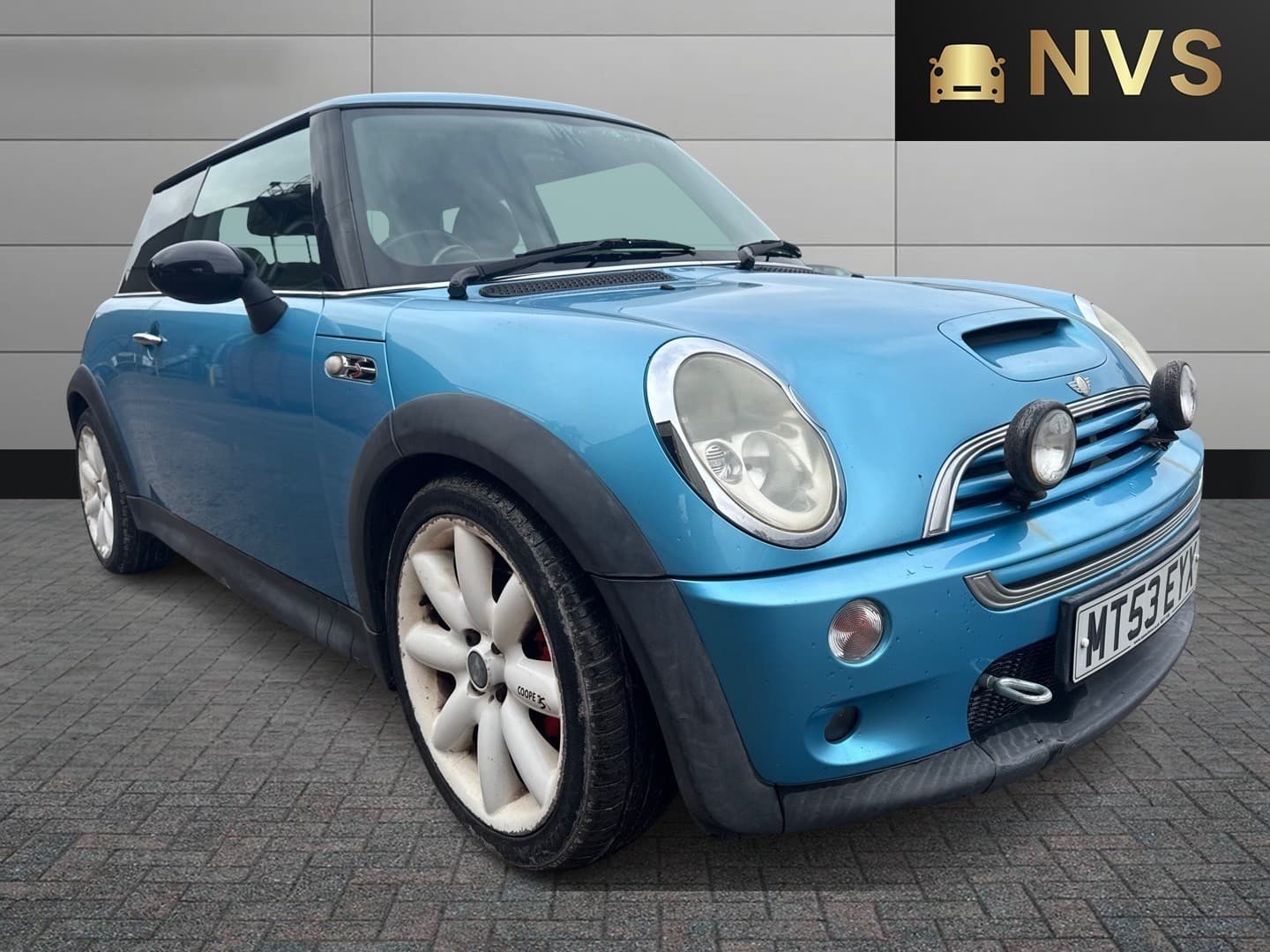 2003 MINI HATCH