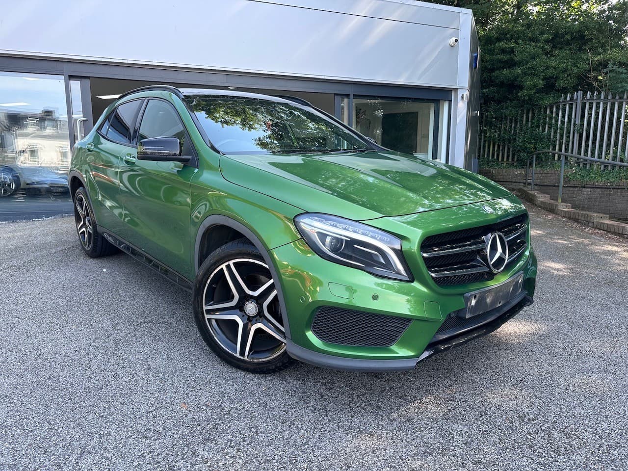 Mercedes-Benz GLA - image 1 of 6