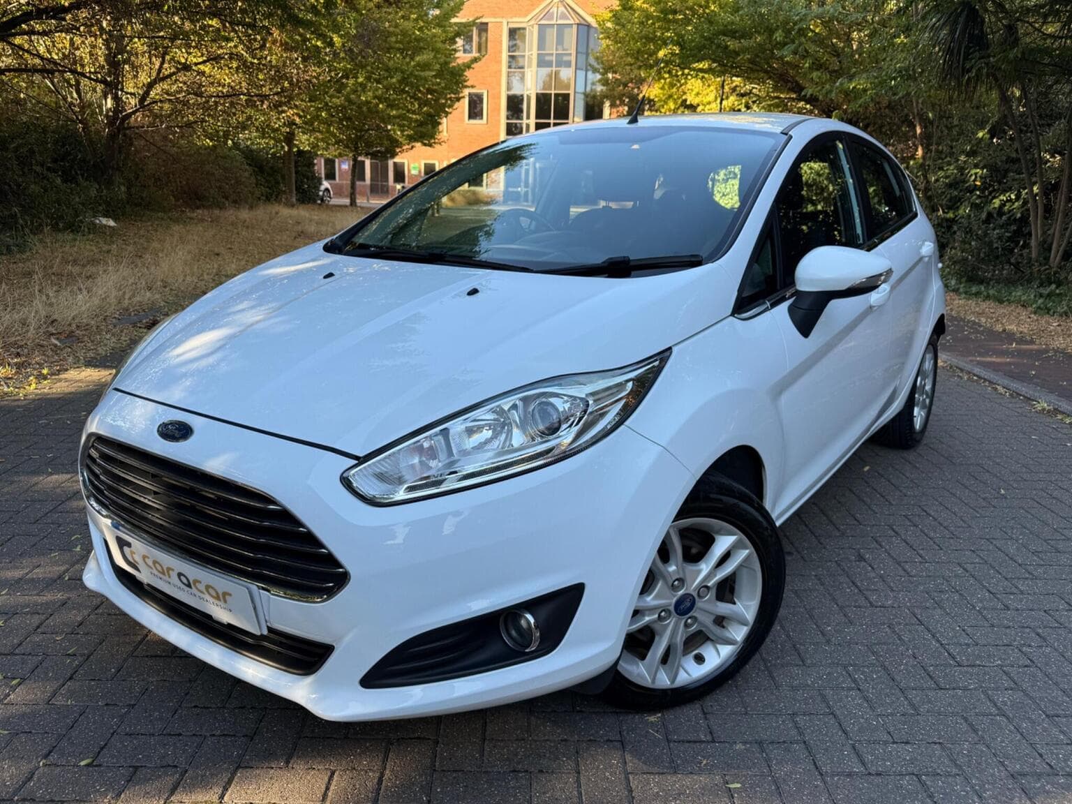 Ford Fiesta - image 1 of 53