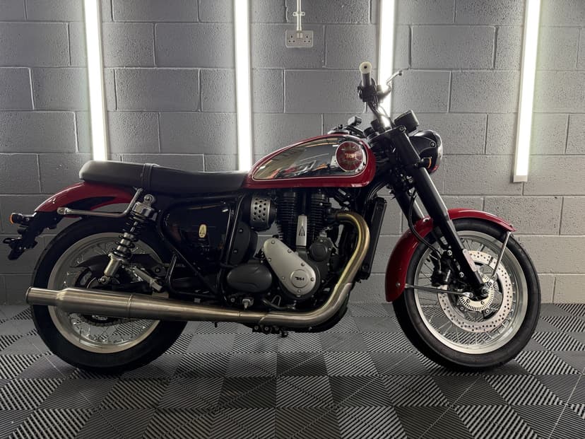 2025 BSA GOLD STAR