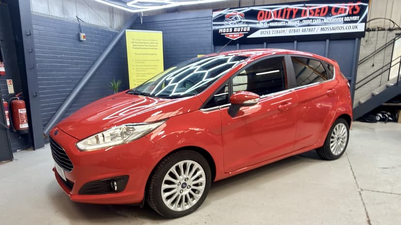 2015 FORD FIESTA