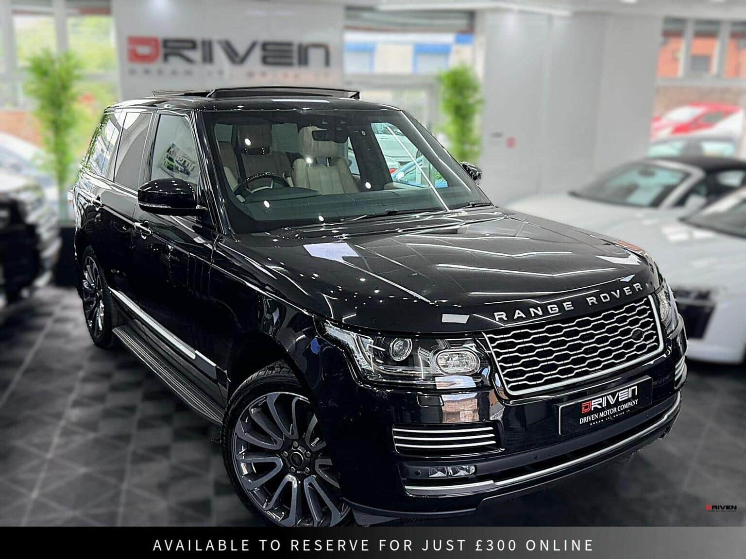 LAND ROVER RANGE ROVER - image 1 of 28