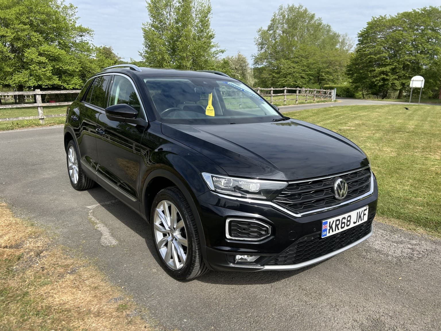 VOLKSWAGEN T-ROC