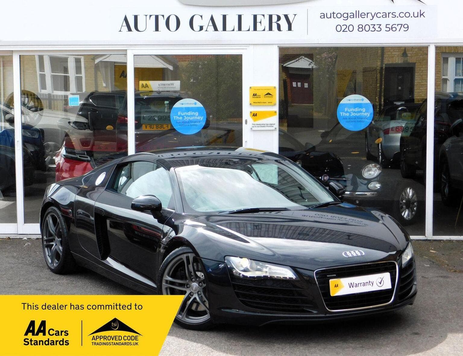 Audi R8 - image 1 of 99