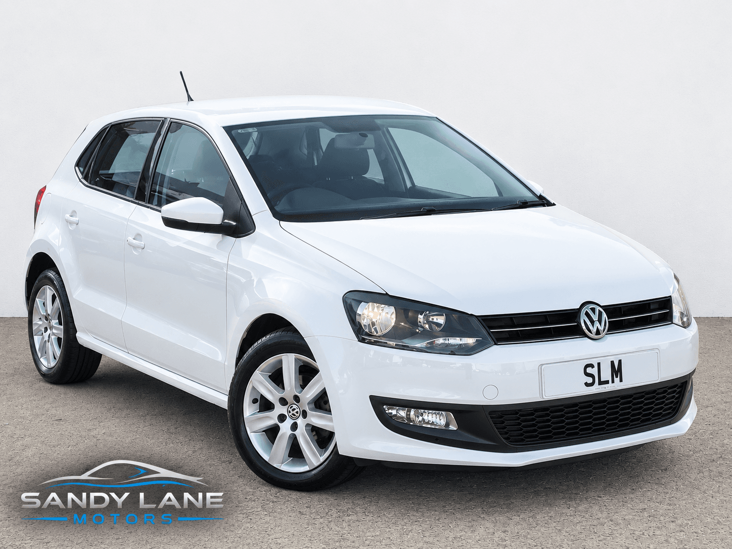 Volkswagen Polo - image 1 of 23