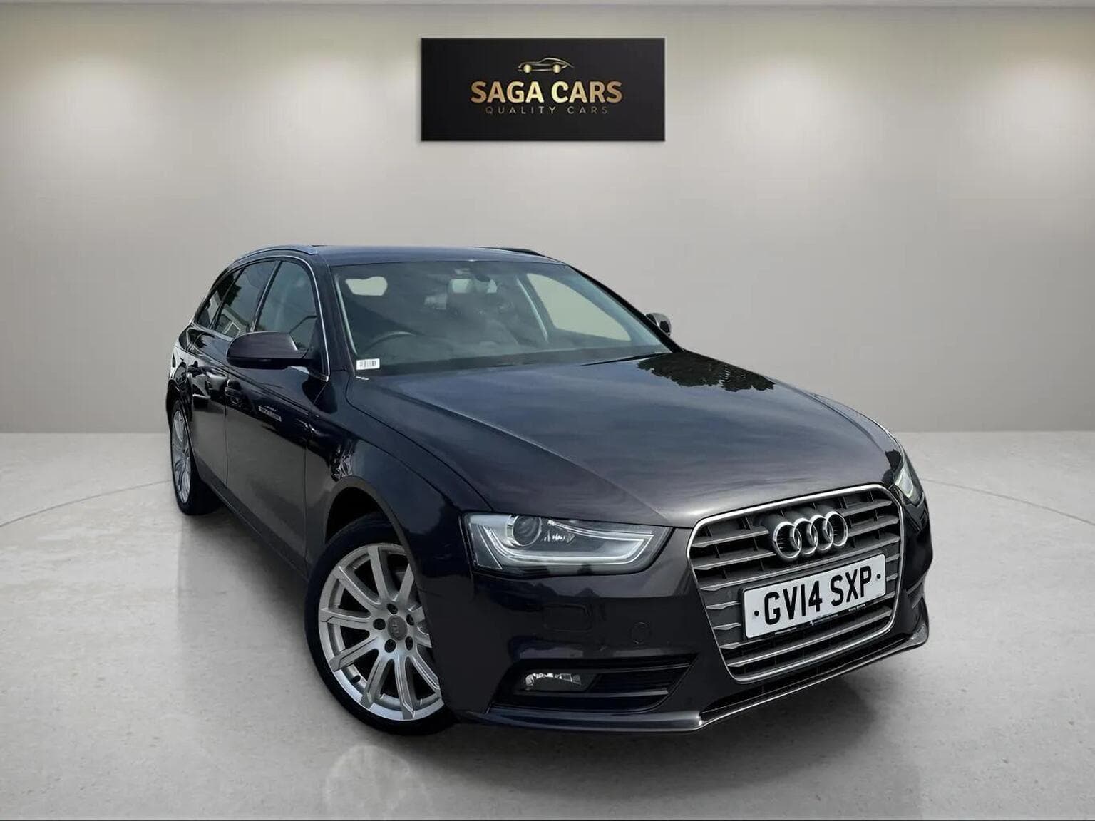 Audi A4 Avant - image 1 of 48
