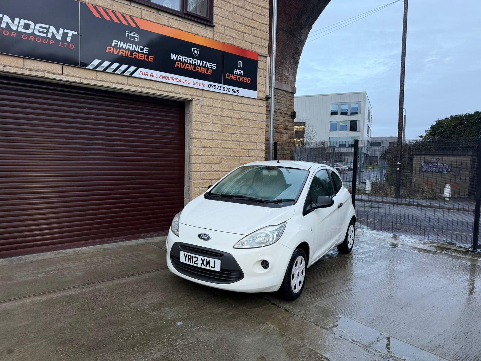 Ford Ka - image 1 of 24