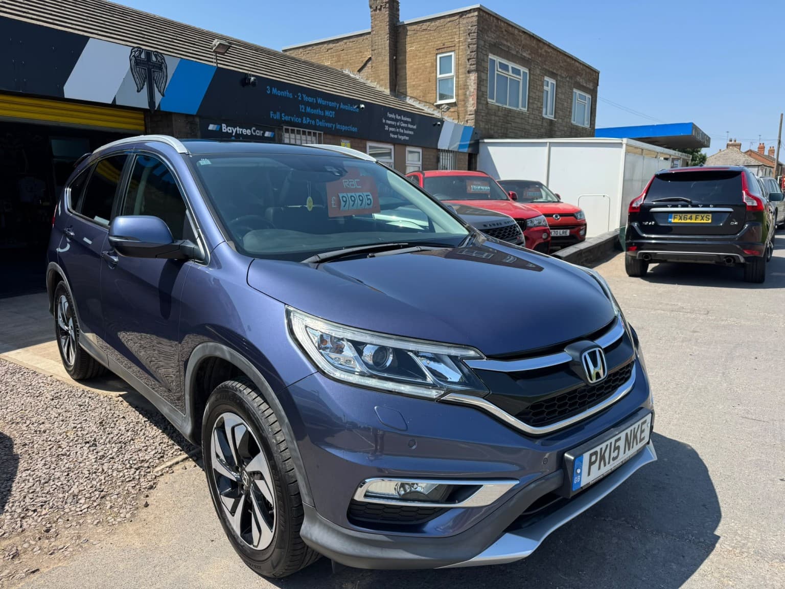 Honda CR-V - image 1 of 18