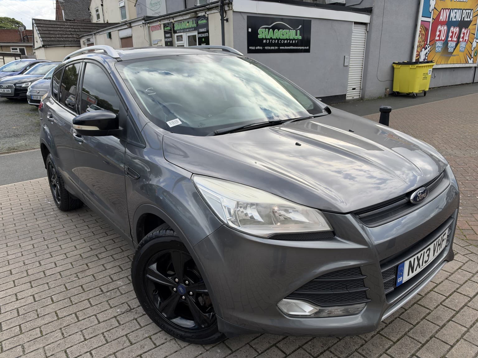 Ford Kuga - image 1 of 7