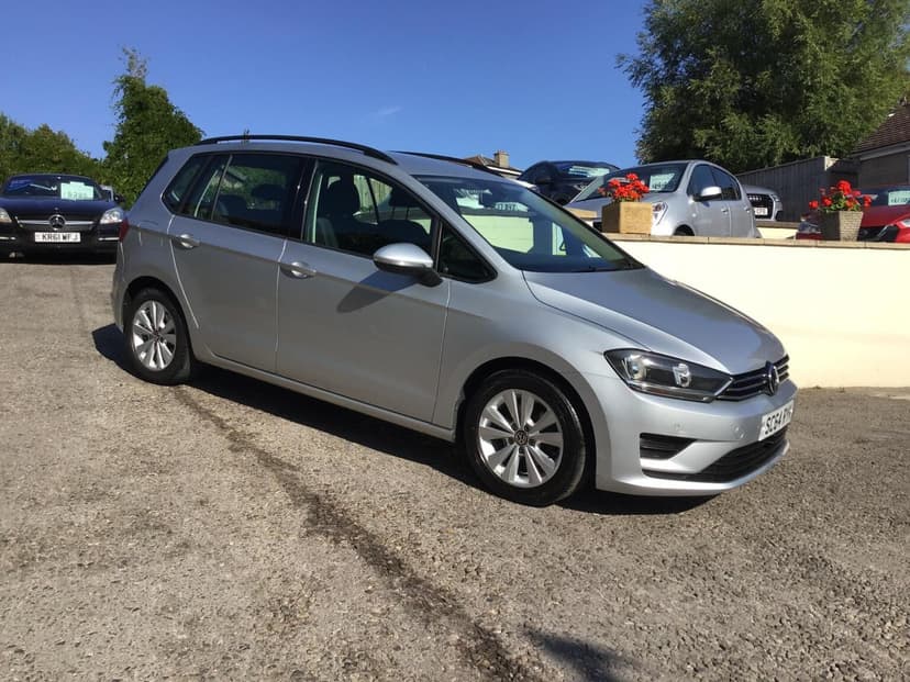 2015 VOLKSWAGEN GOLF SV