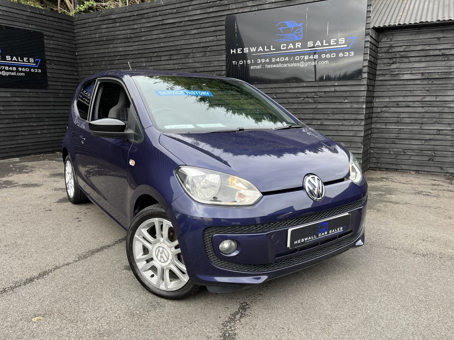 Volkswagen up! - image 1 of 23