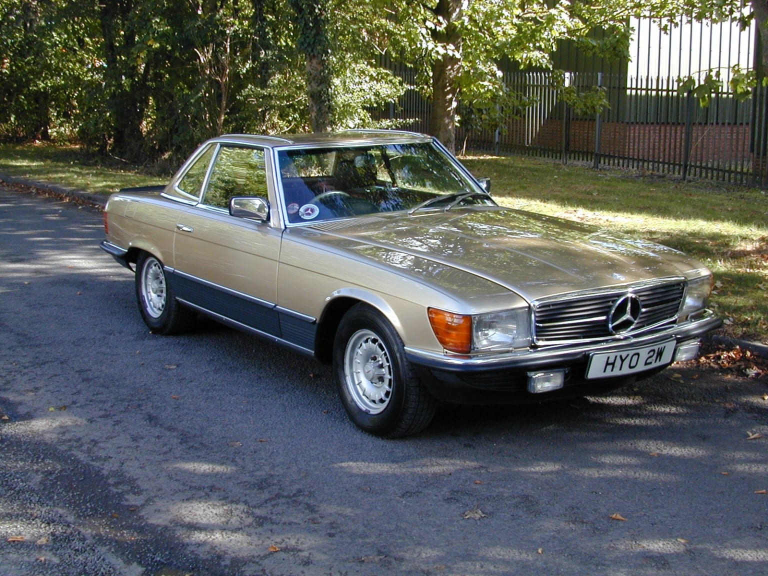 Mercedes-Benz SL - image 1 of 83