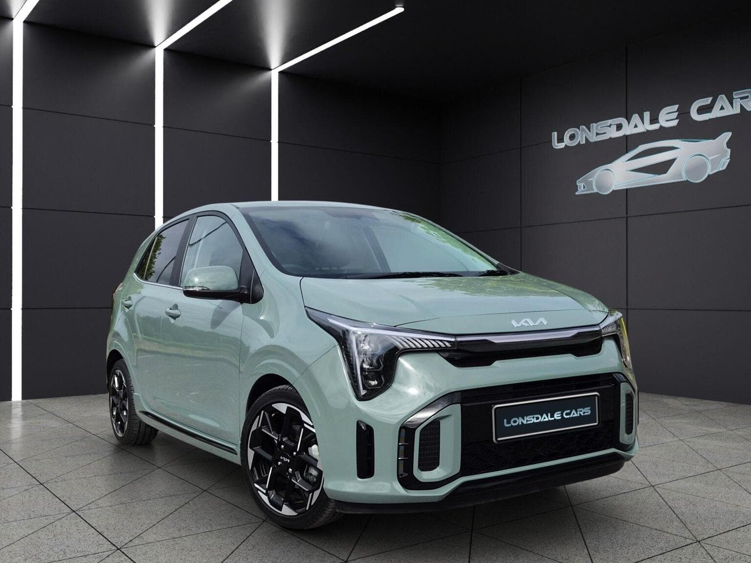 Kia Picanto - image 1 of 6