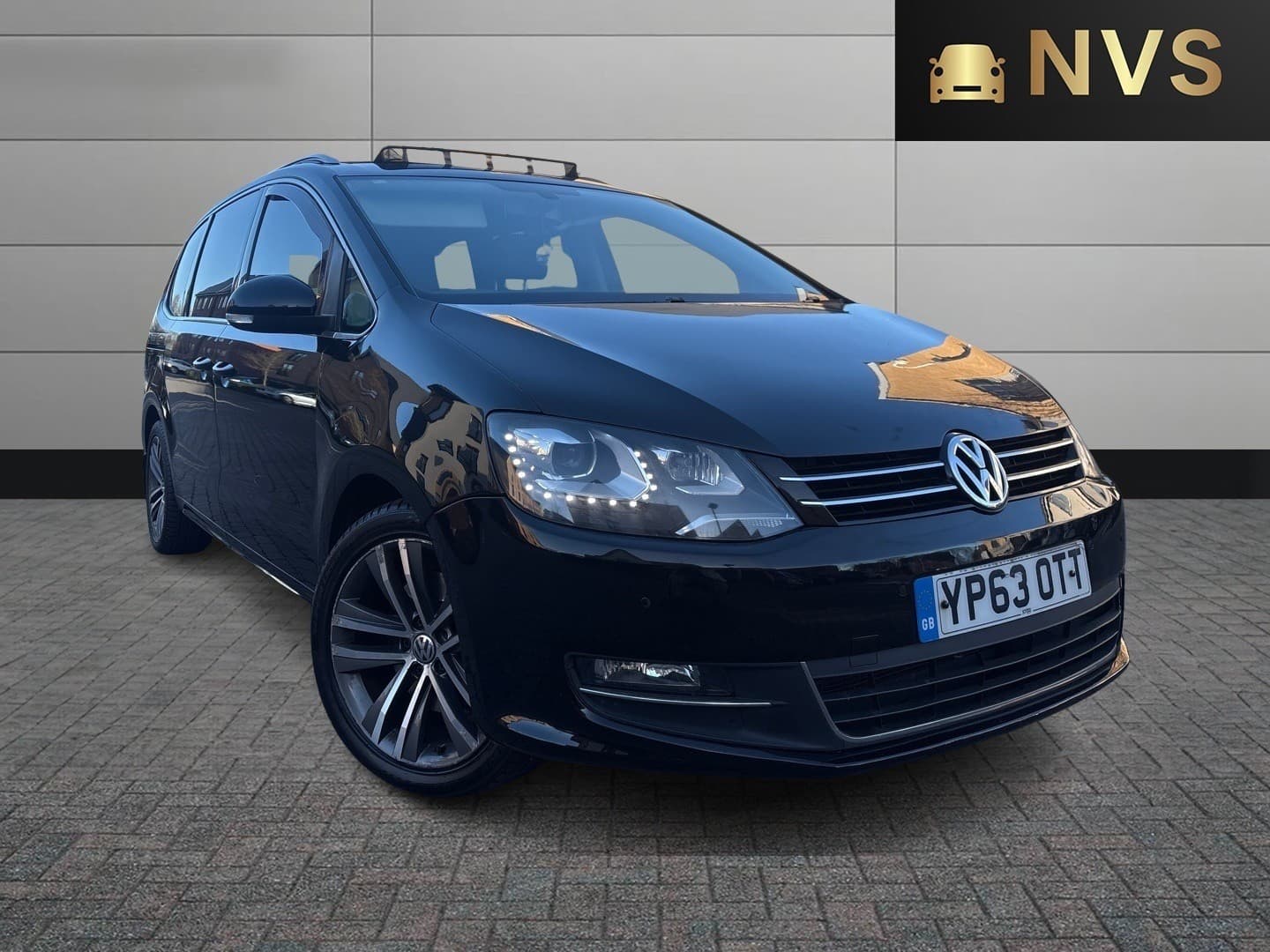 2013 Volkswagen Sharan 2.0 TDI BlueMotion Tech SEL — photo 1 of 18