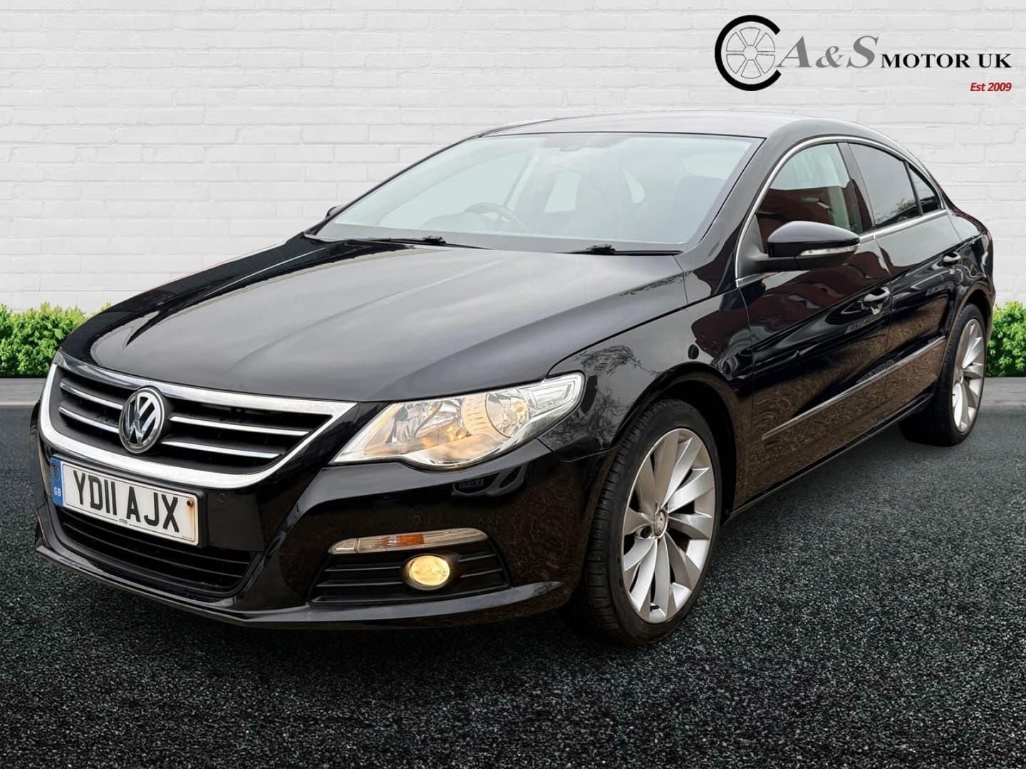 Volkswagen CC - image 1 of 20