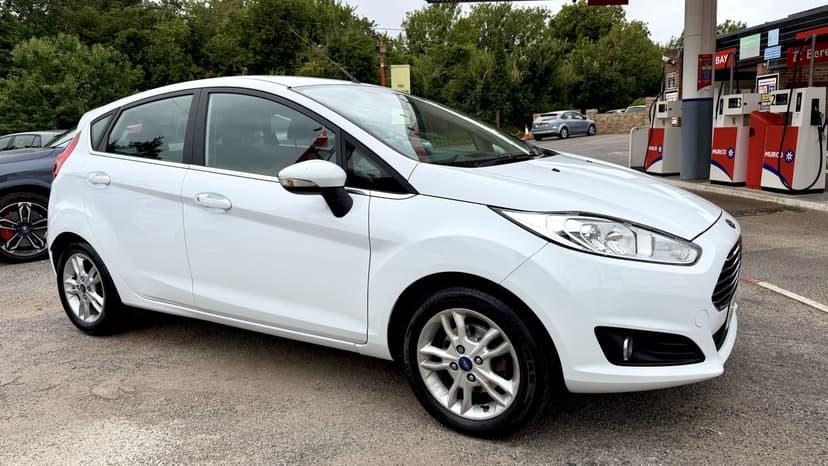 2014 FORD FIESTA