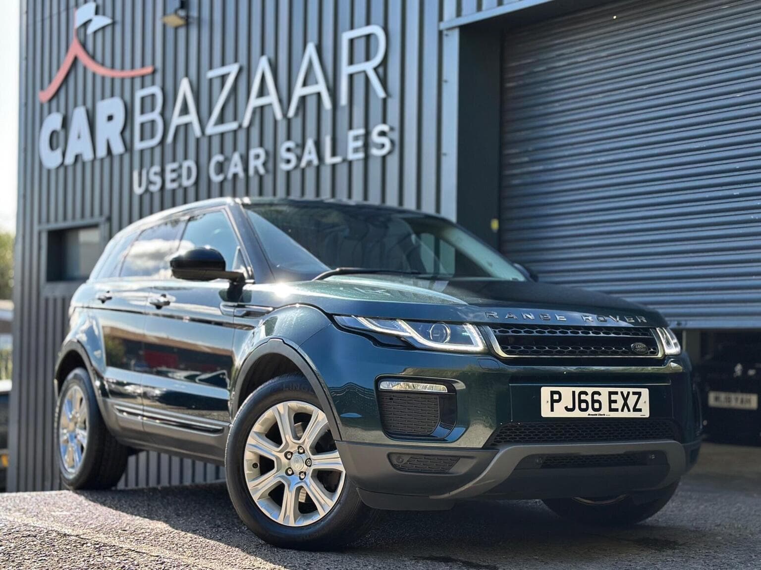 Land Rover Range Rover Evoque - image 1 of 56