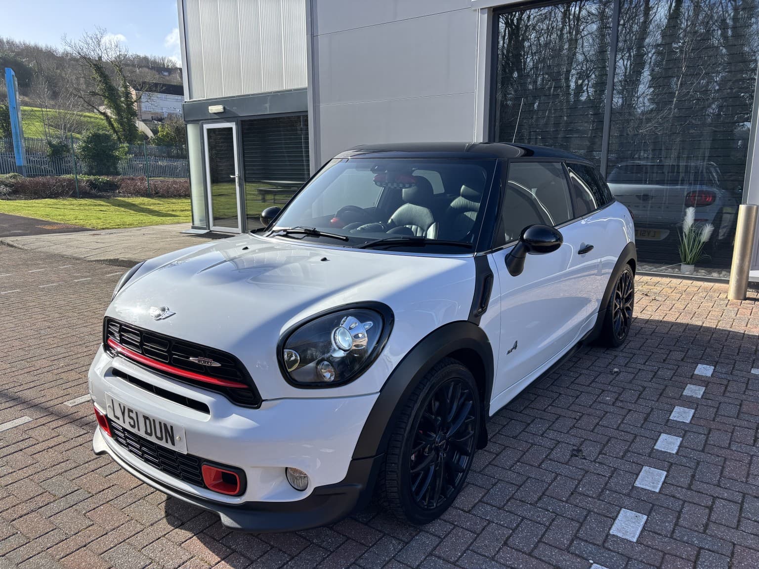 MINI Paceman - image 1 of 67