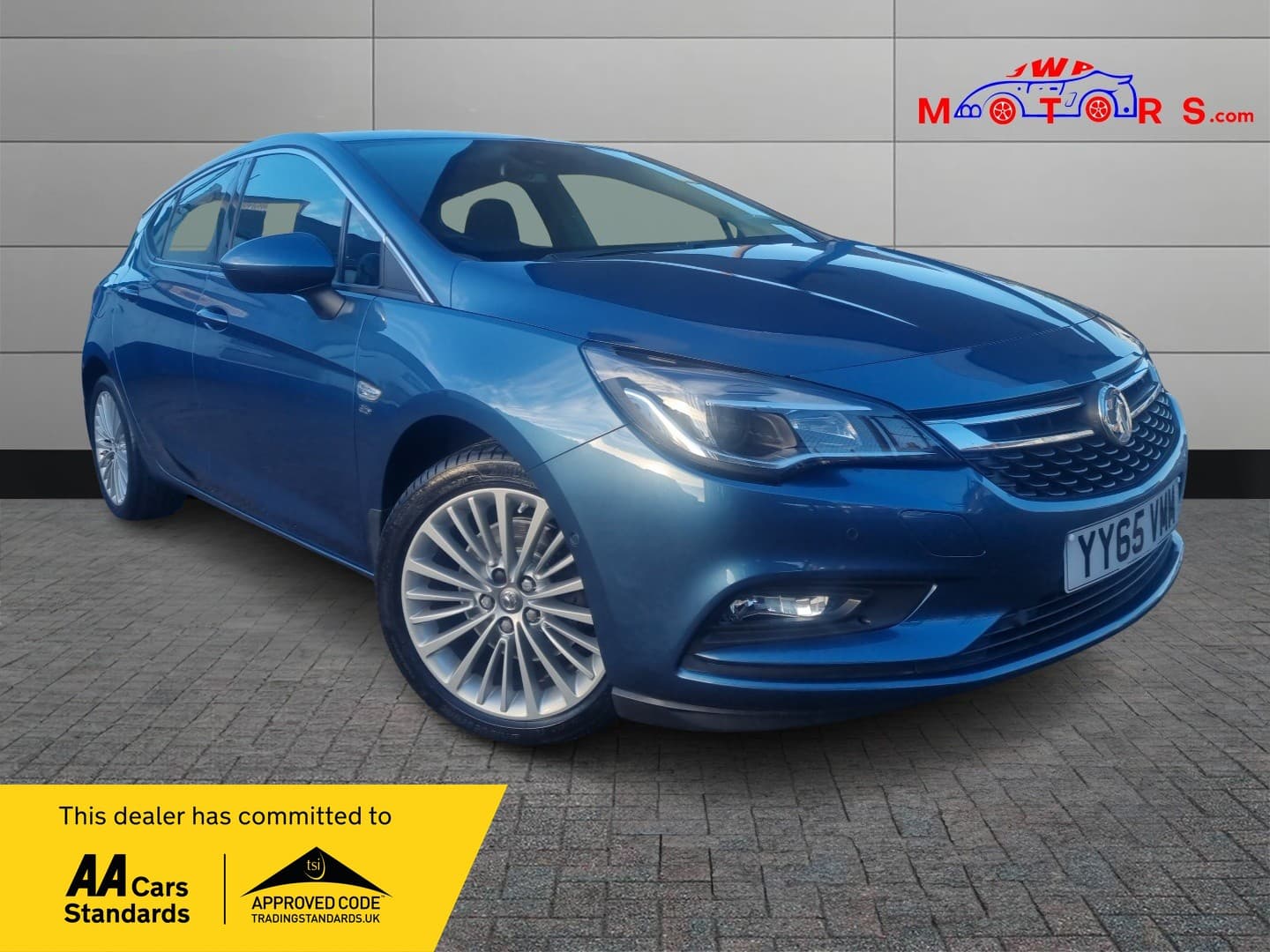 Vauxhall Astra - image 1 of 30