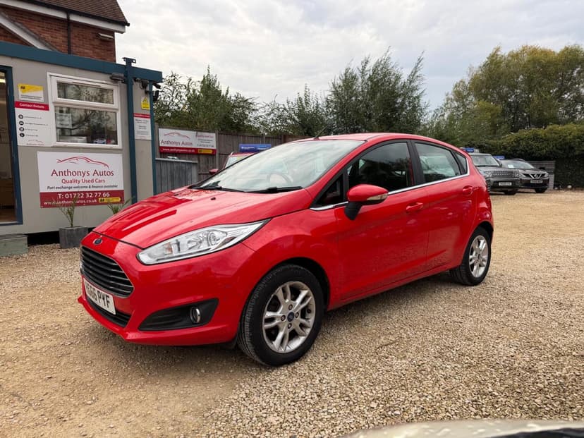 2016 FORD FIESTA