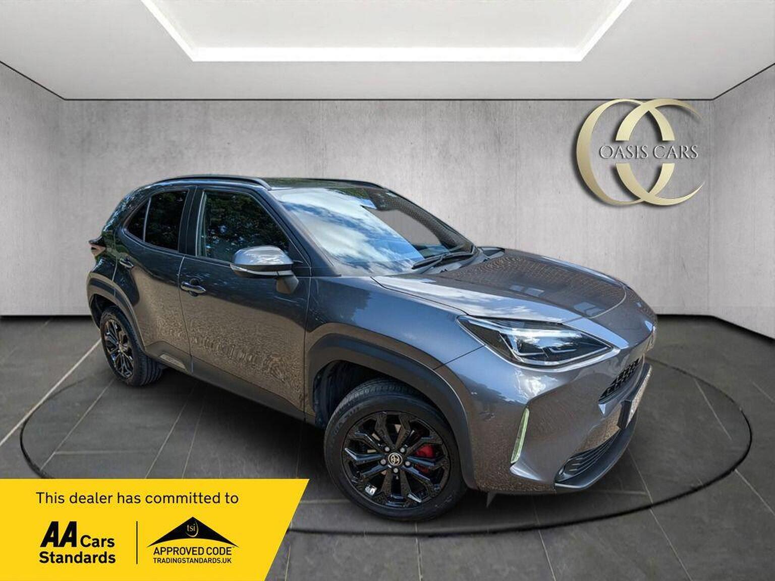 Toyota Yaris Cross - image 1 of 15