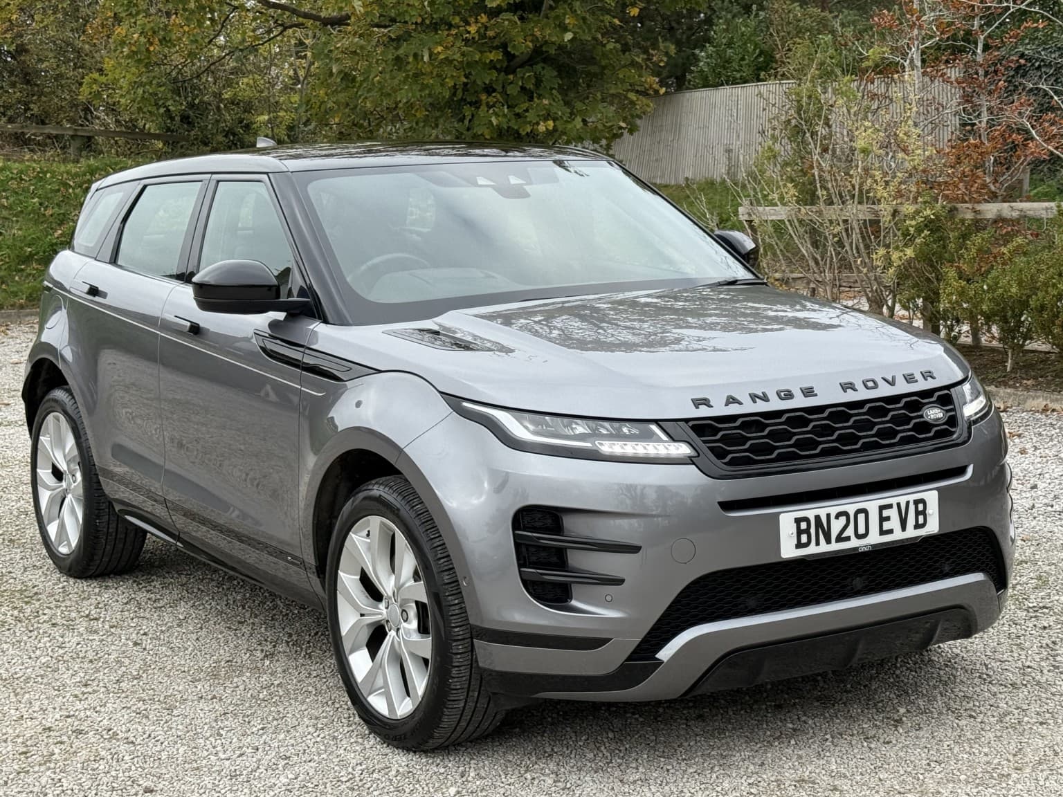Land Rover Range Rover Evoque - image 1 of 26