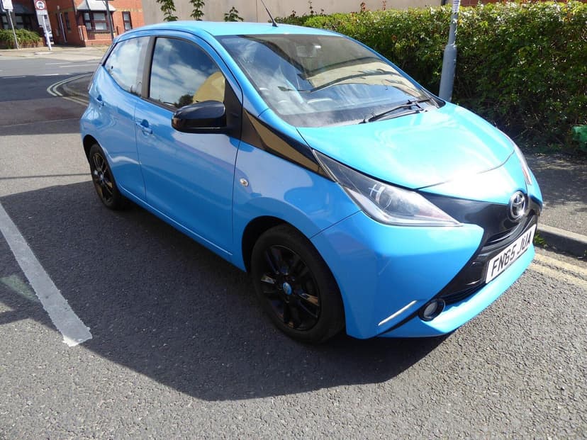 2015 TOYOTA AYGO