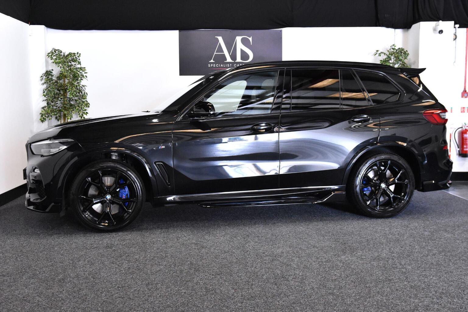 BMW X5 - image 1 of 26