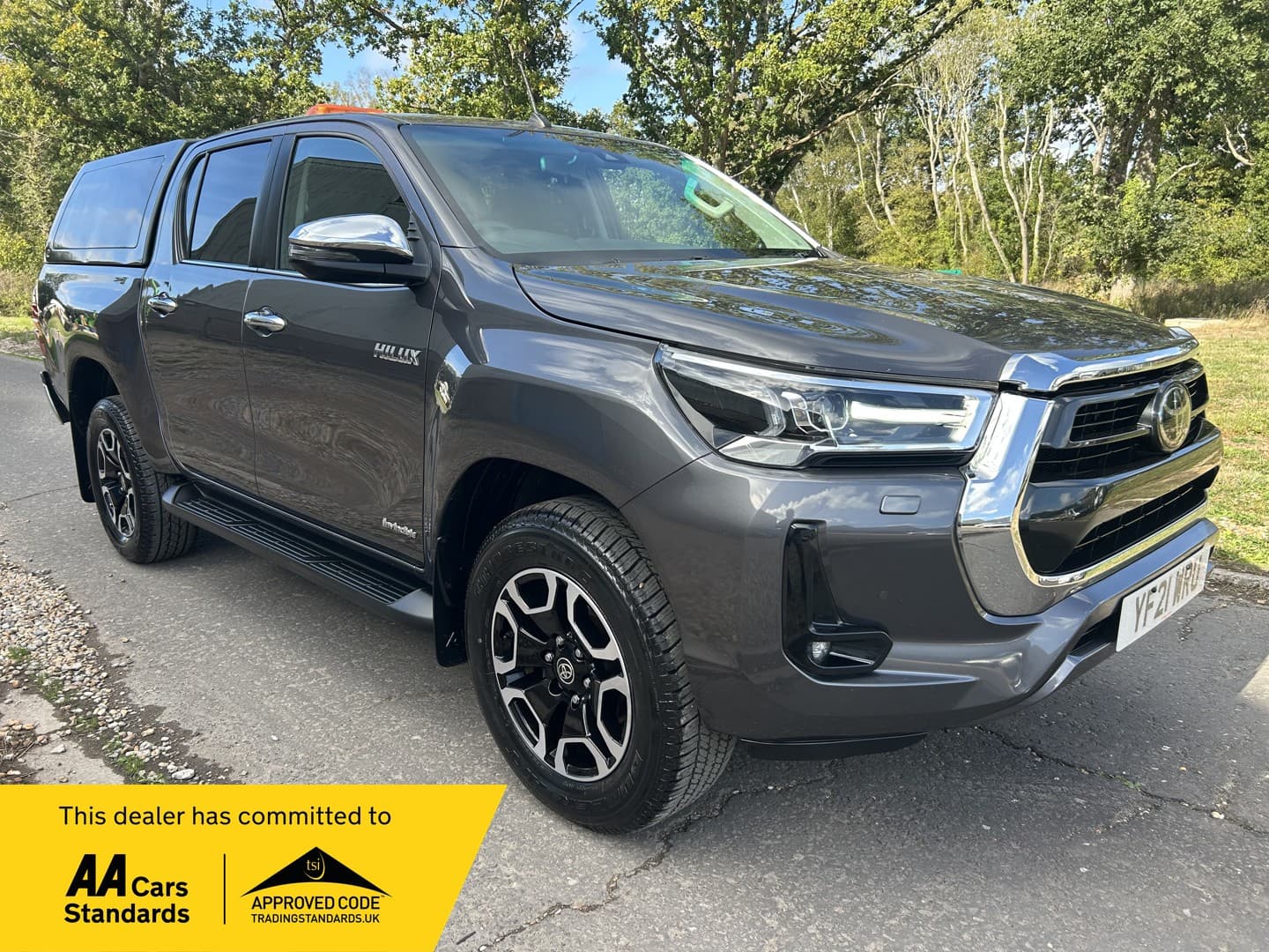 Toyota Hilux - image 1 of 47