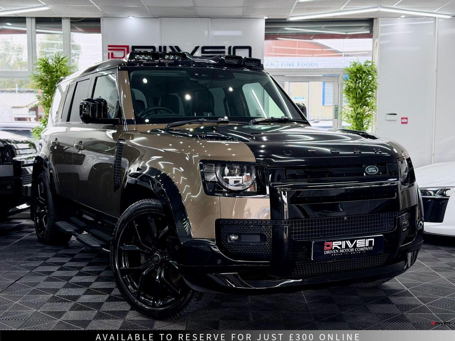 Land Rover Defender 110 - image 1 of 52