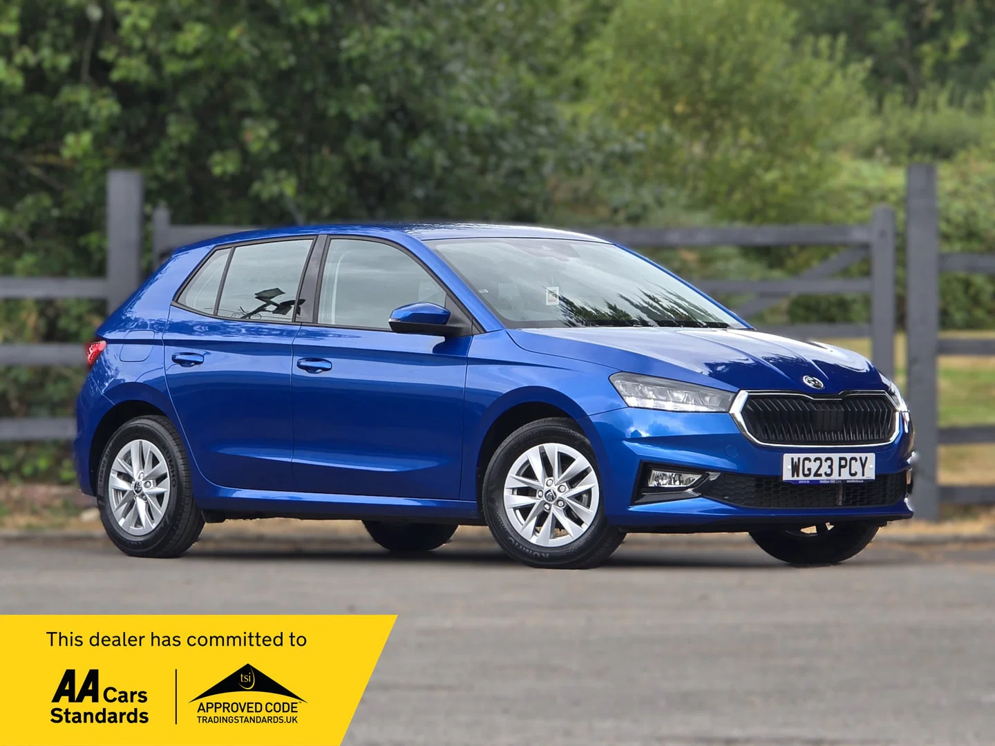 Skoda Fabia - image 1 of 28
