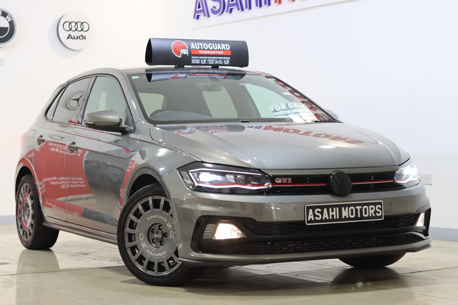Volkswagen Polo - image 1 of 78