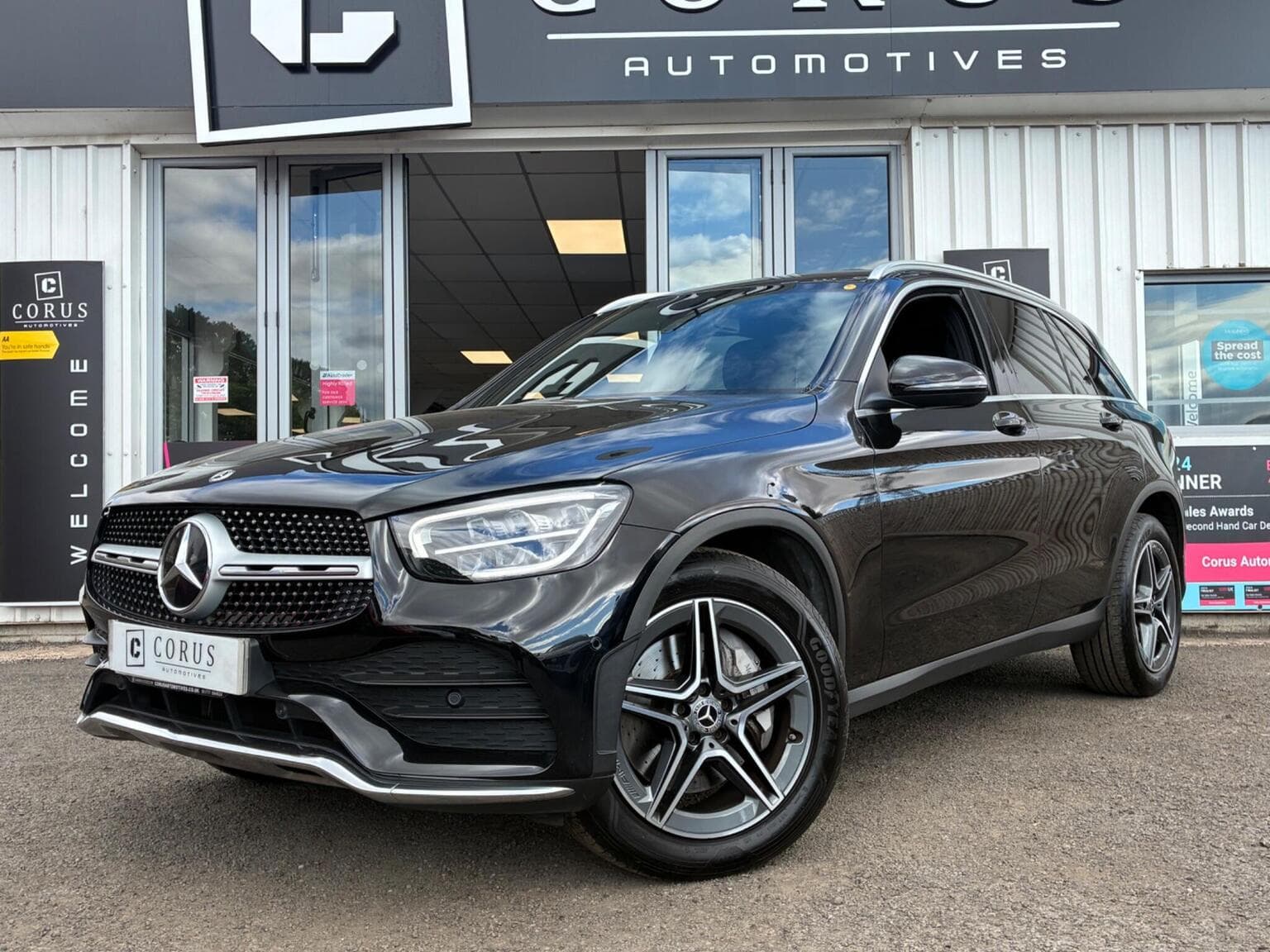 Mercedes-Benz GLC - image 1 of 44