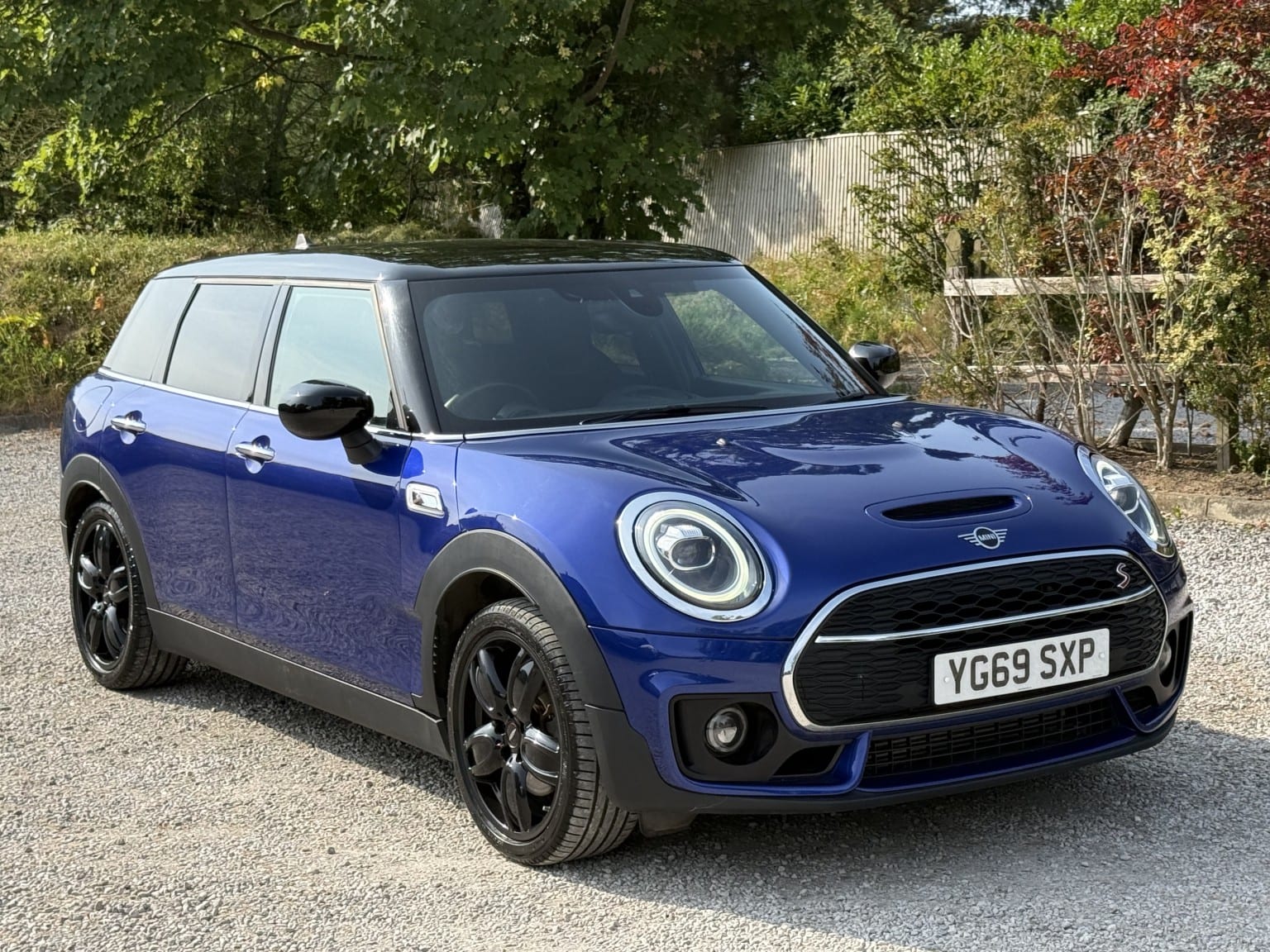 MINI Clubman - image 1 of 34