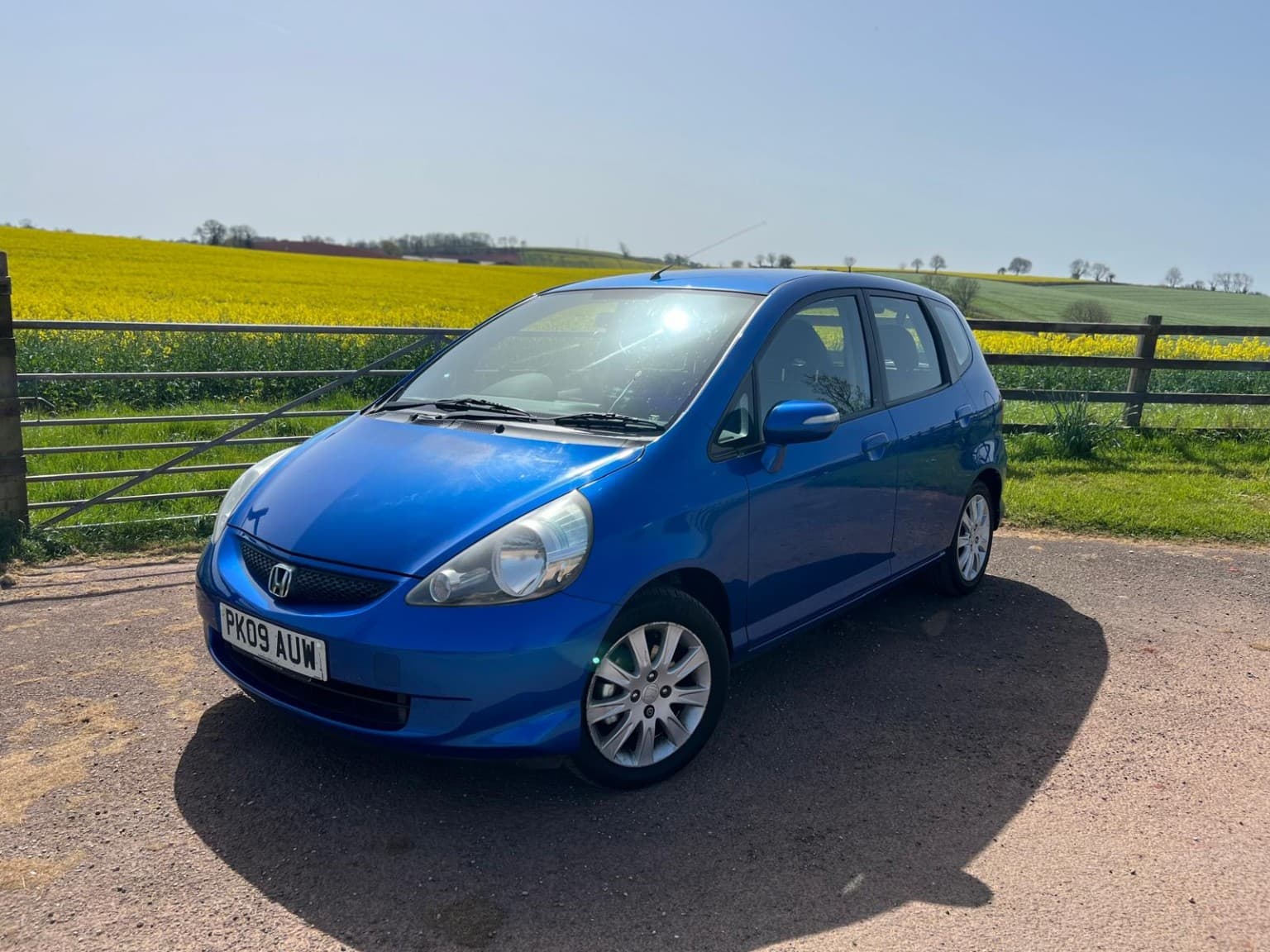Honda Jazz - image 1 of 14