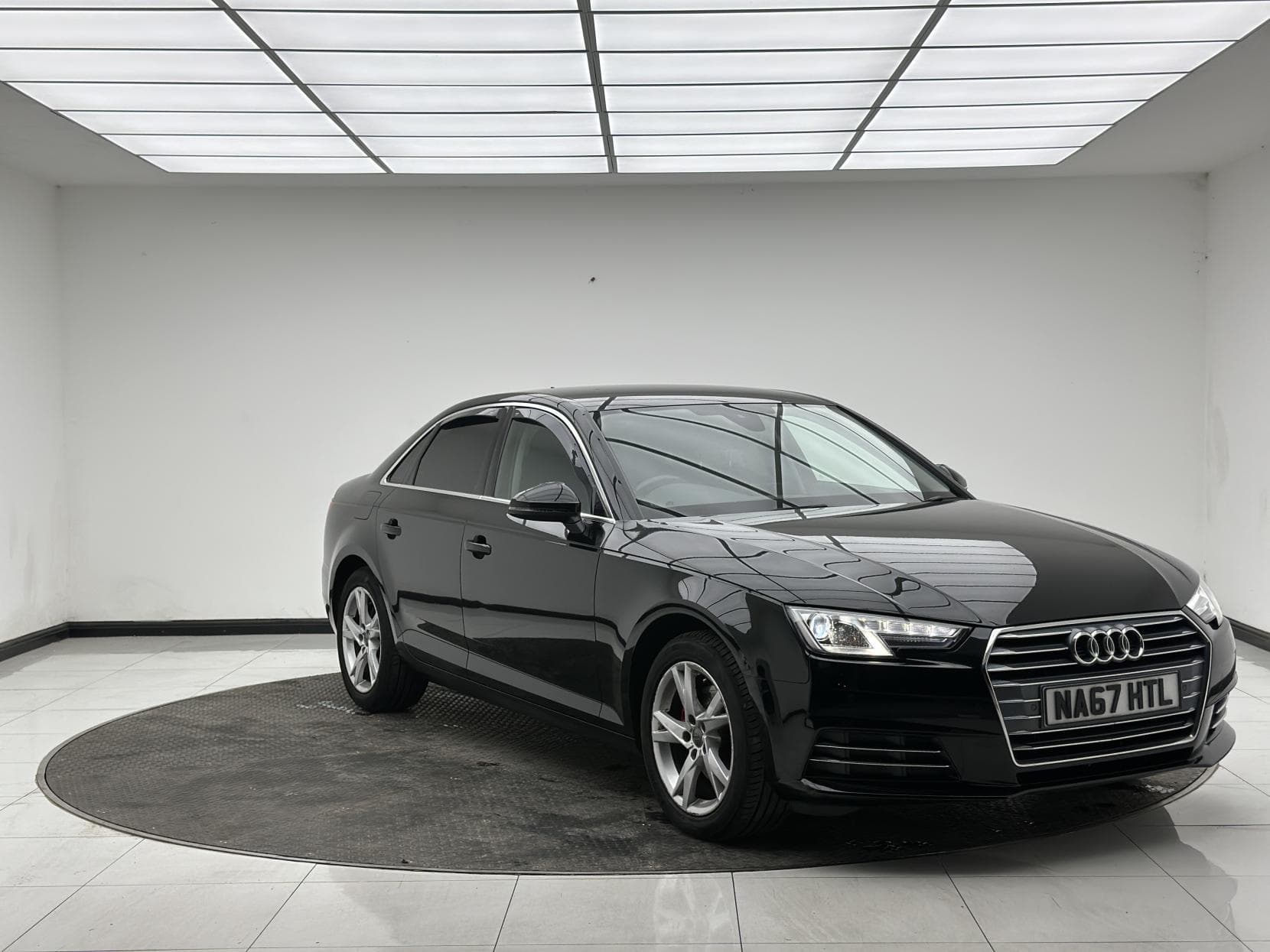 Audi A4 - image 1 of 58