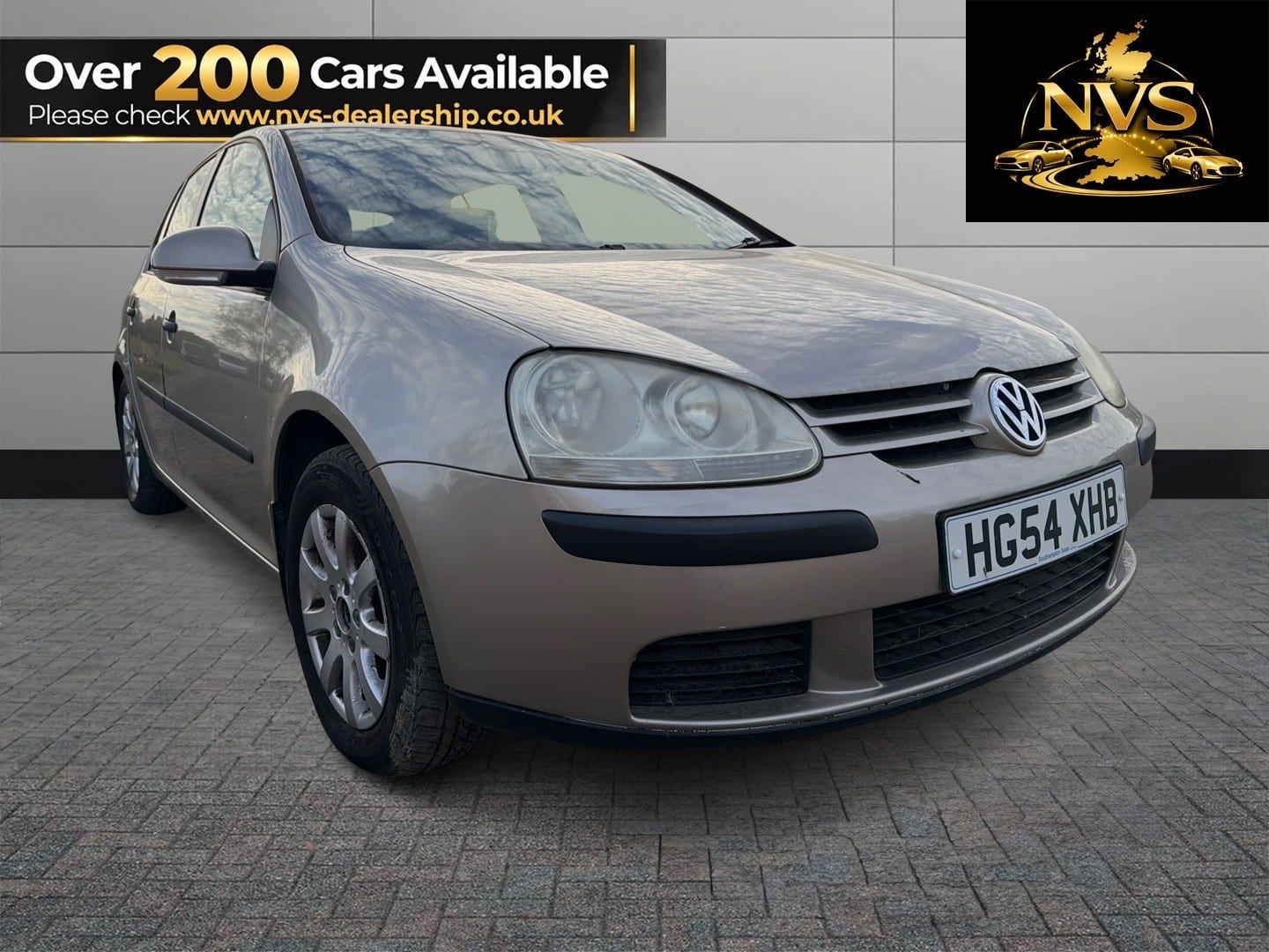 Volkswagen Golf - image 1 of 13