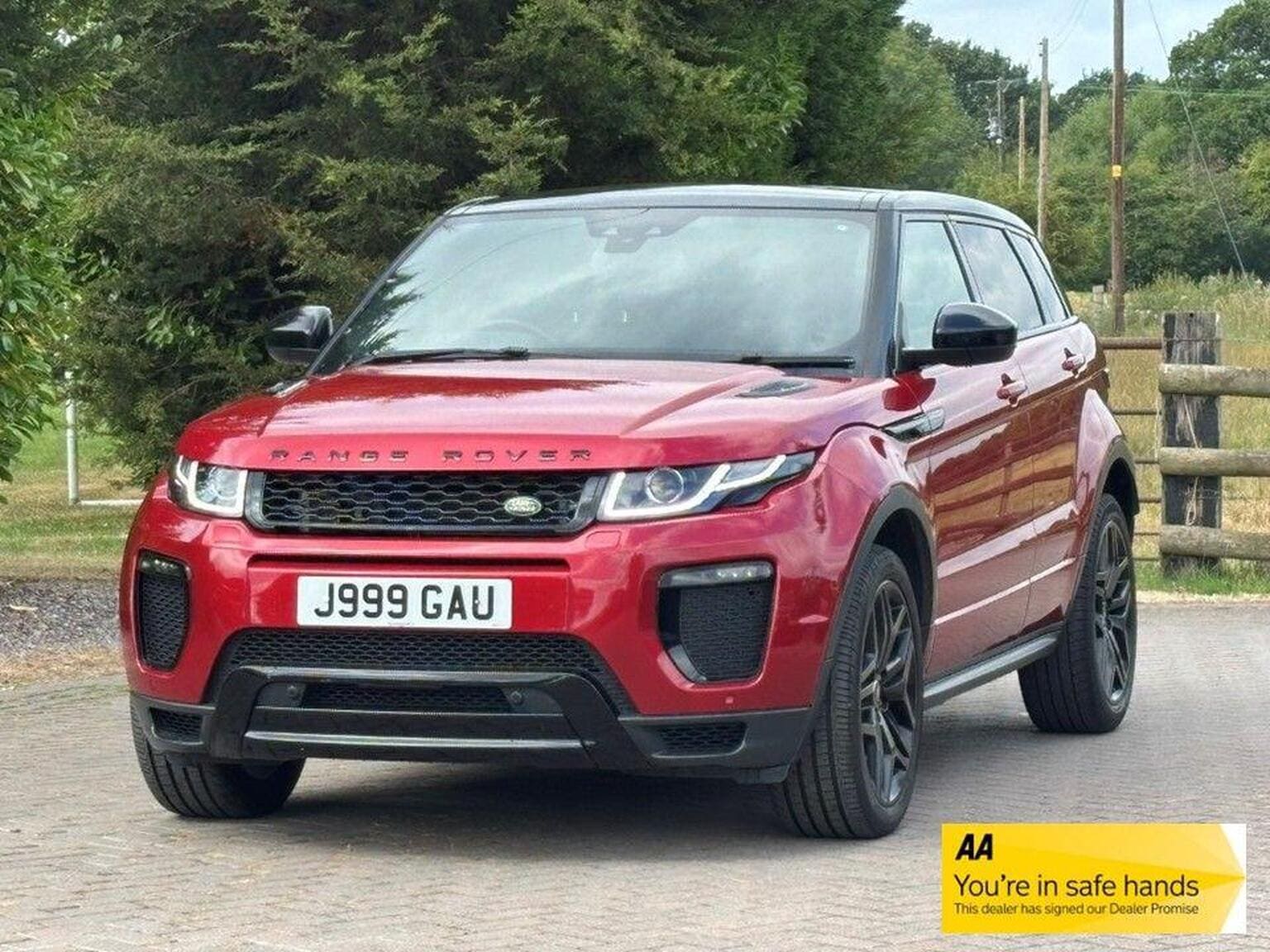 Land Rover Range Rover Evoque - image 1 of 48