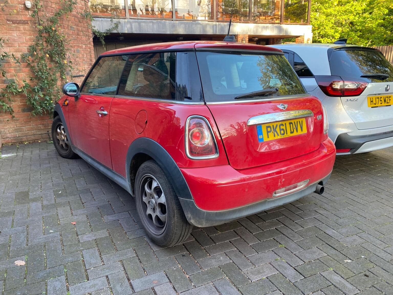 MINI Hatch - image 1 of 5