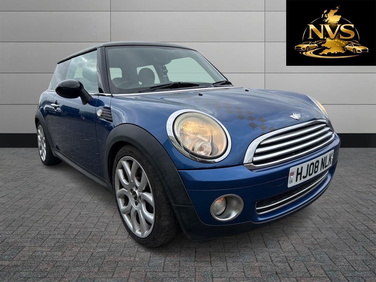 MINI Hatch - image 1 of 13
