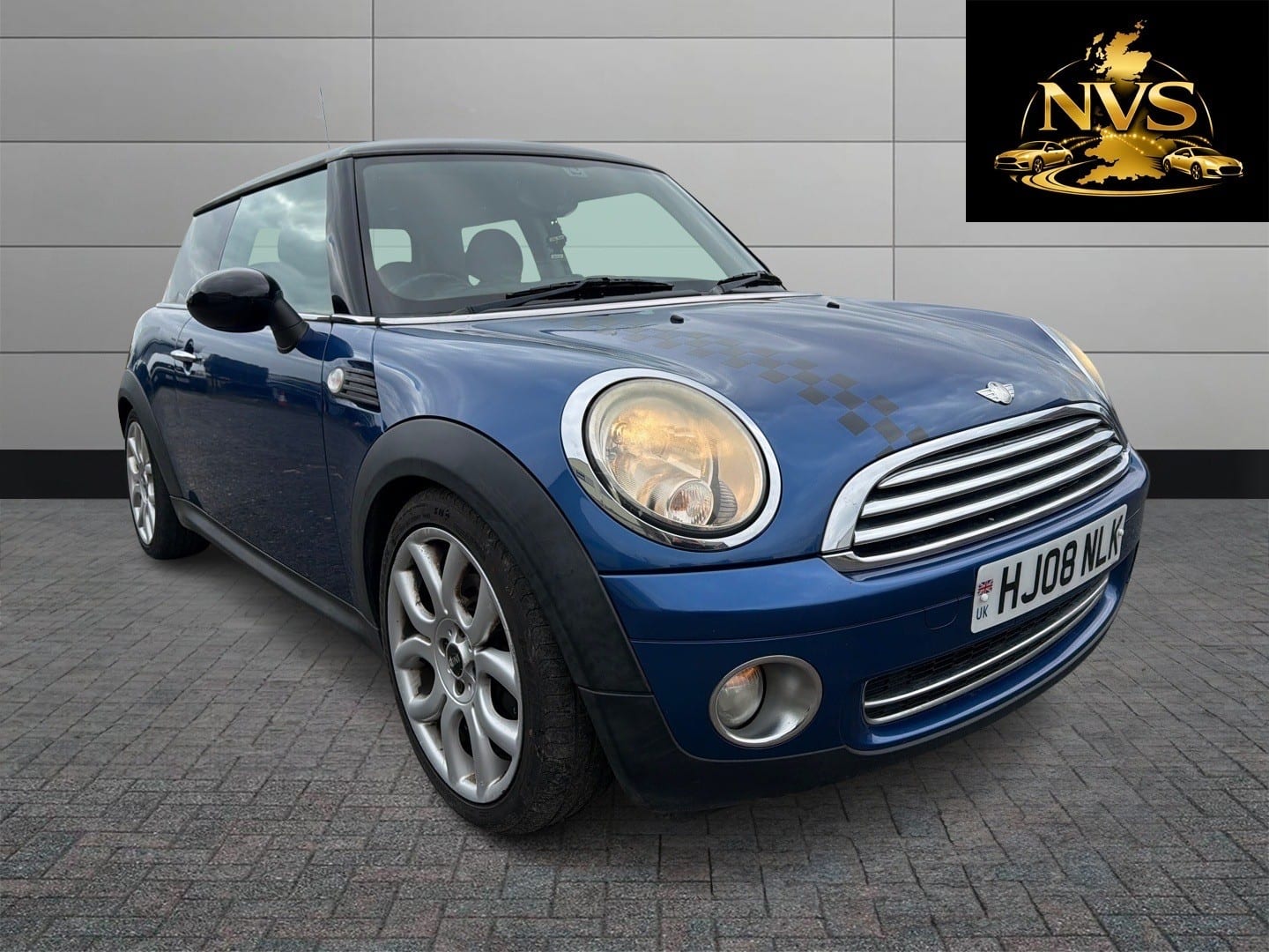 MINI Hatch - image 1 of 13